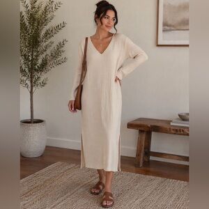 Zara Minimalist Cream V-Neck Long Sleeve Dress NWT